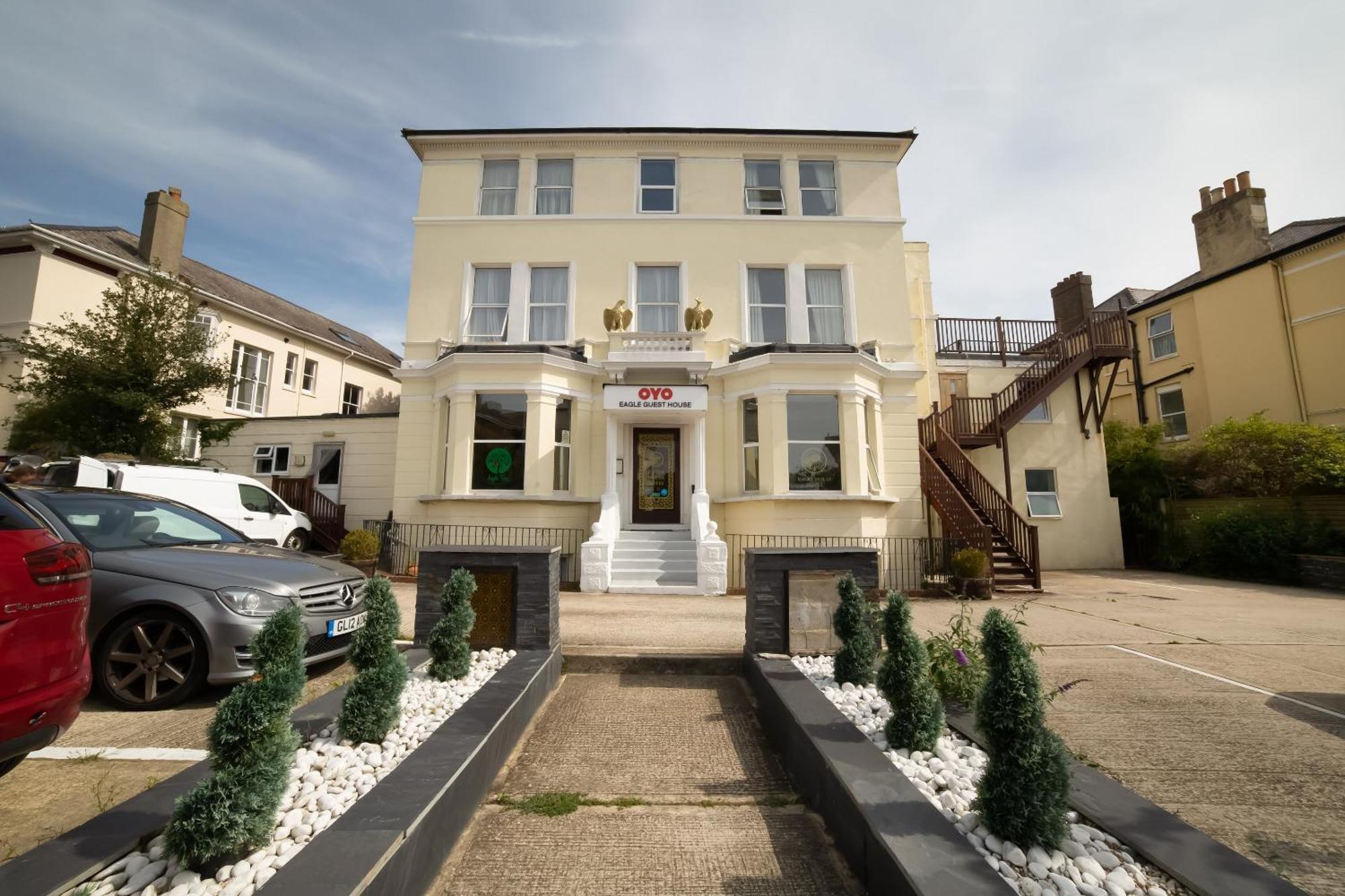 Hotel Oyo Eagle House Hotel, St Leonards Hastings