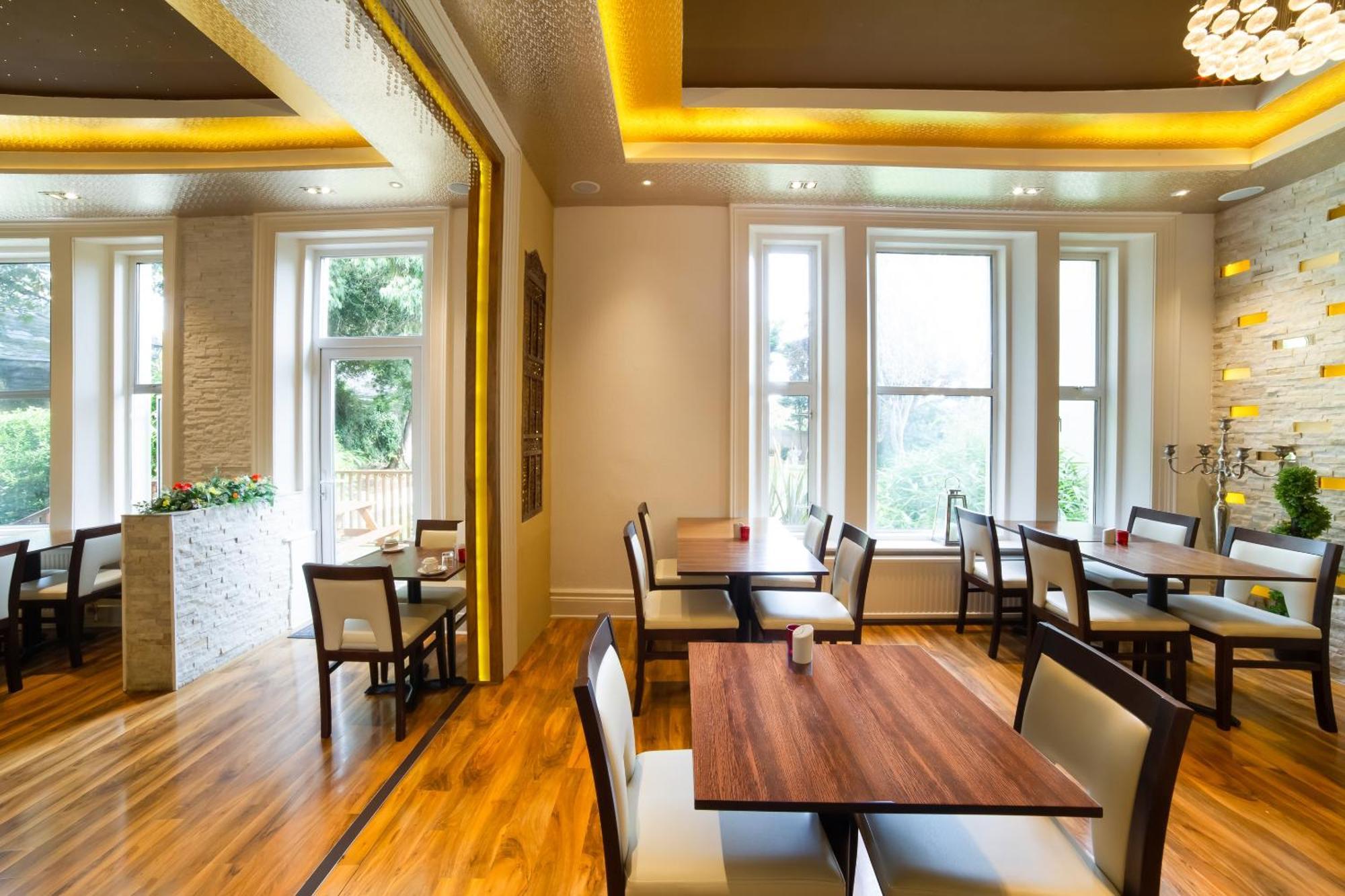 Hotel Oyo Eagle House Hotel, St Leonards