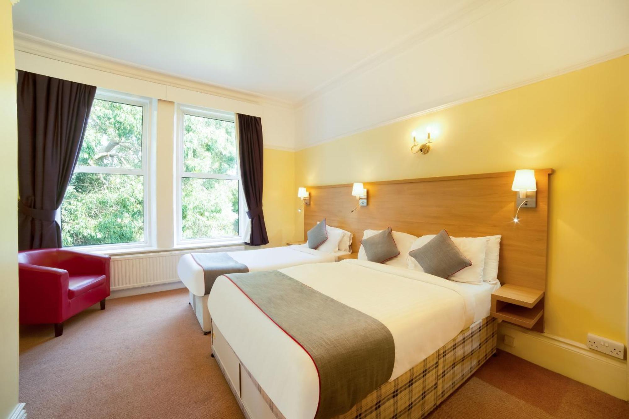 Hotel Oyo Eagle House Hotel, St Leonards 3*