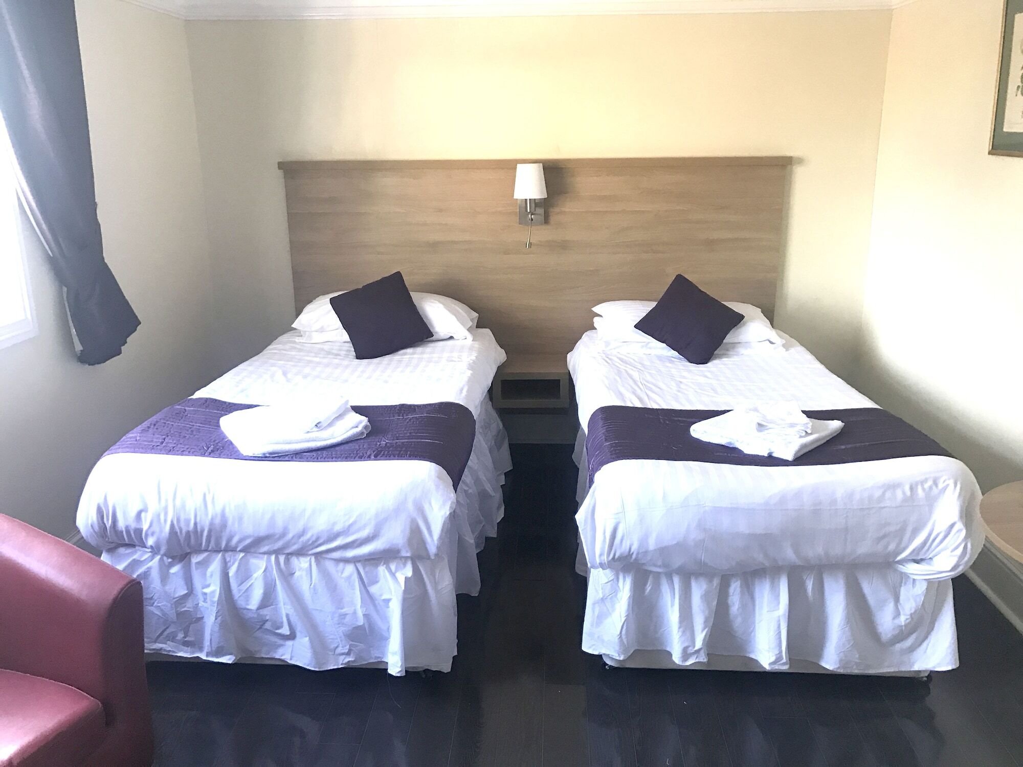 Oyo Eagle House Hotel, St Leonards Hotel