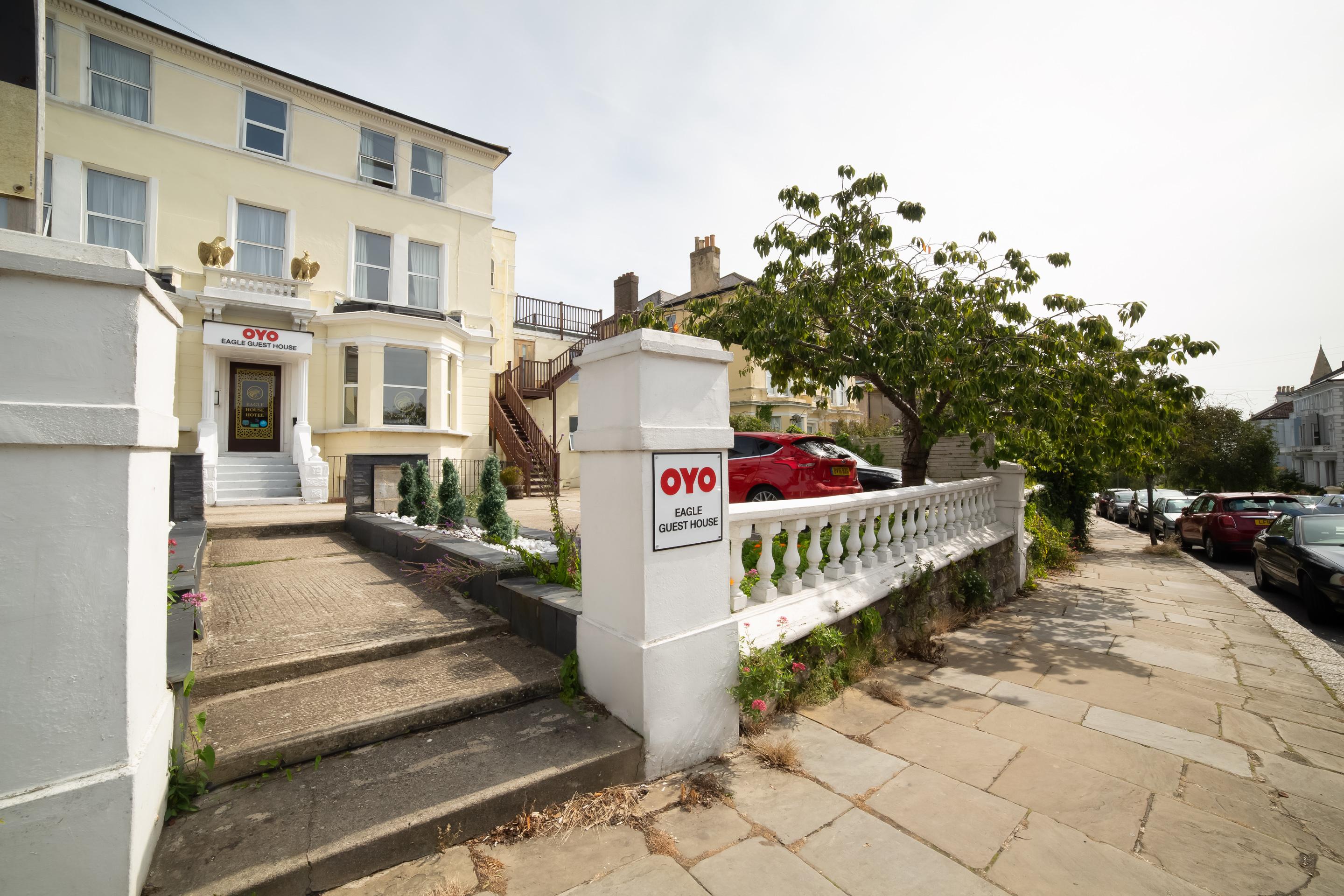 Oyo Eagle House Hotel, St Leonards 3* Hastings