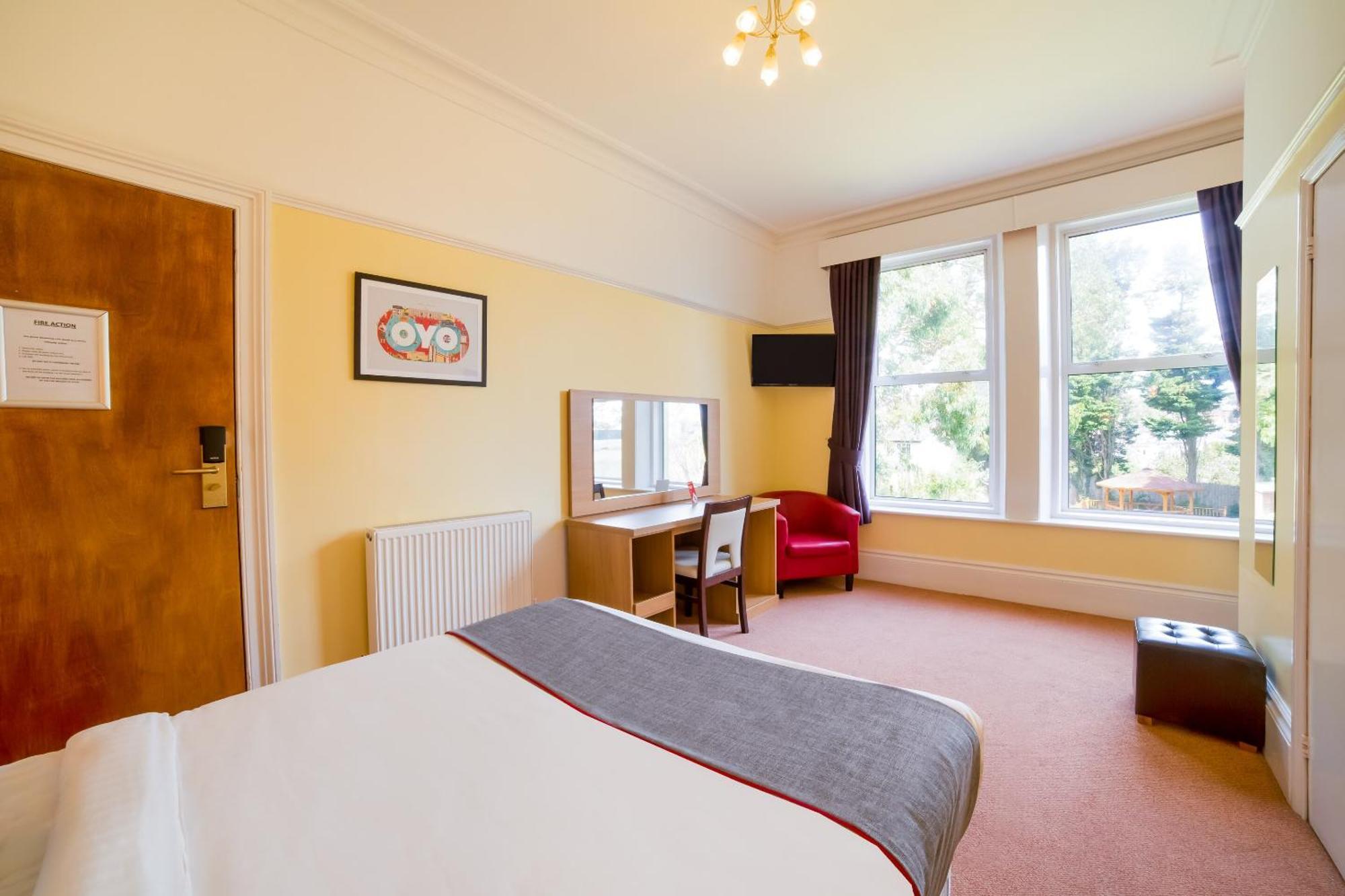 Oyo Eagle House Hotel, St Leonards Hotel 3*