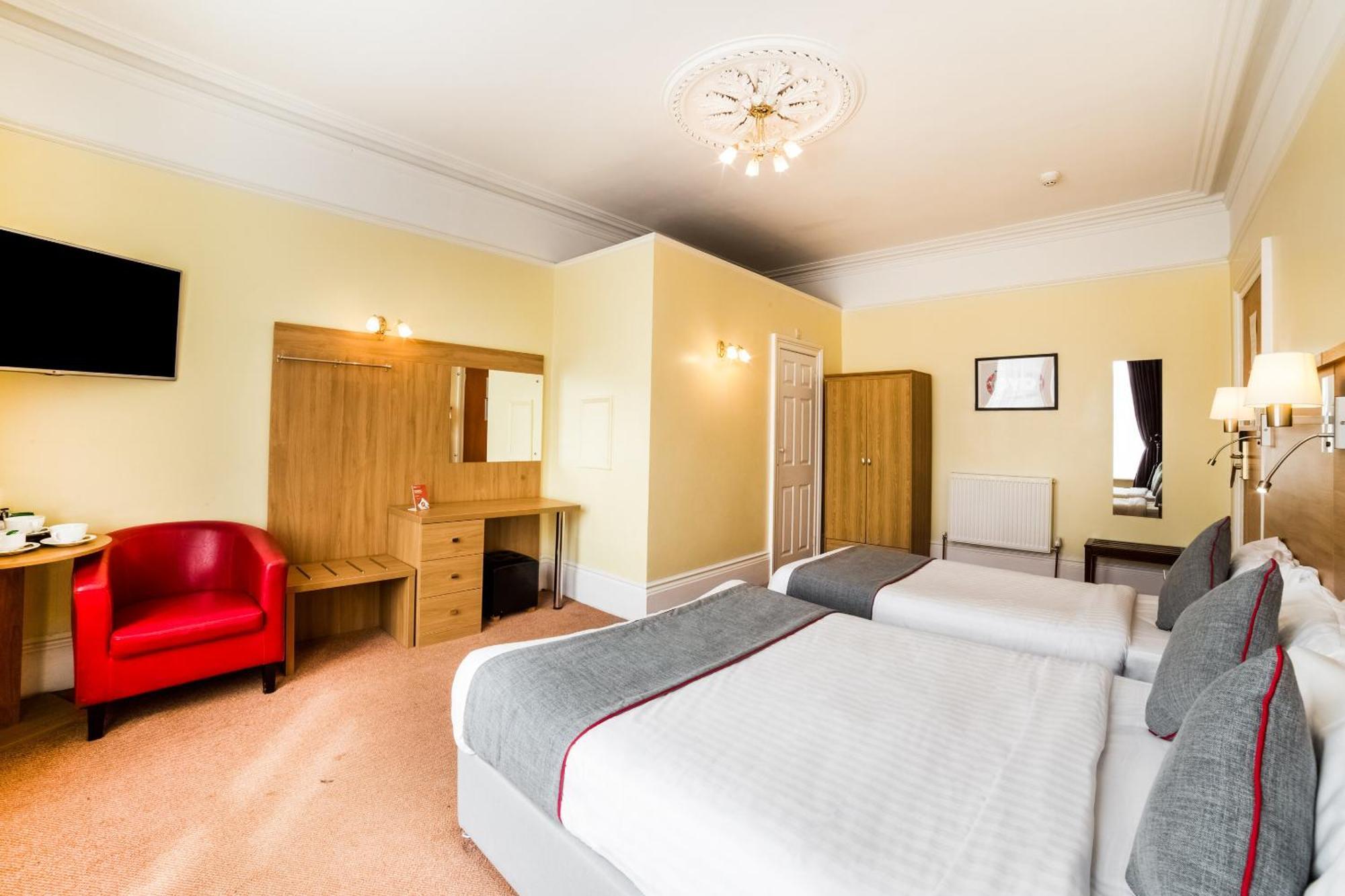 Oyo Eagle House Hotel, Hastings 3* St Leonards-on-Sea