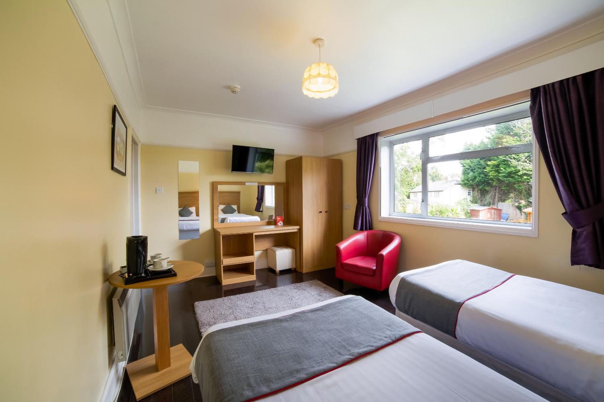 Oyo Eagle House Hotel, St Leonards 3* Hastings