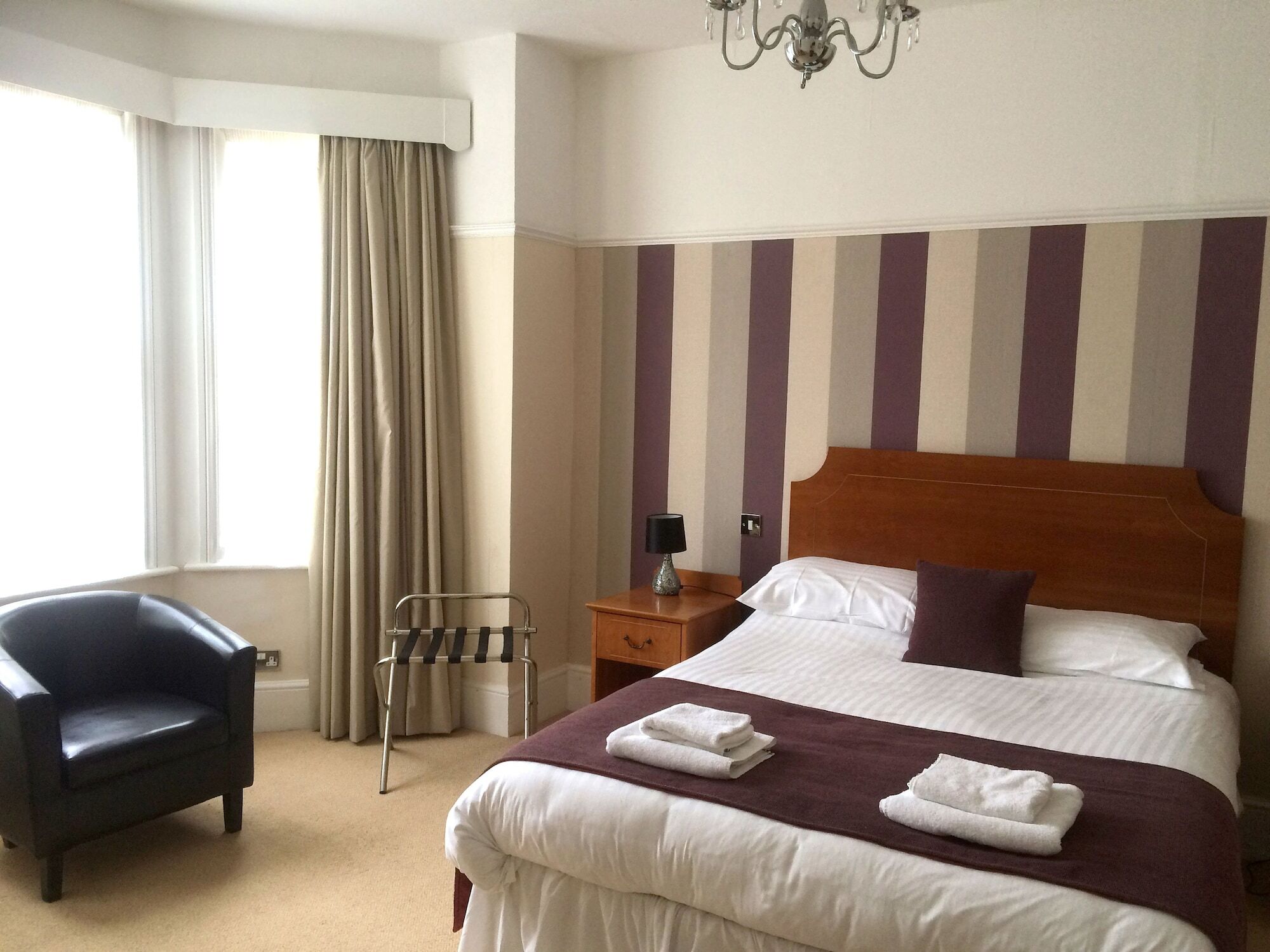 Oyo Eagle House Hotel, St Leonards Hotel 3*